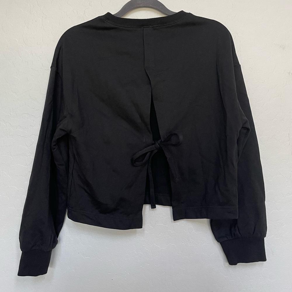 Halara long sleeve backless top in black size small - Picture 3 of 8